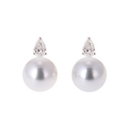 pearl-and-pear-cut-diamond-earrings