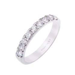 Castle Set Ladies Platinum Diamond Wedding Band