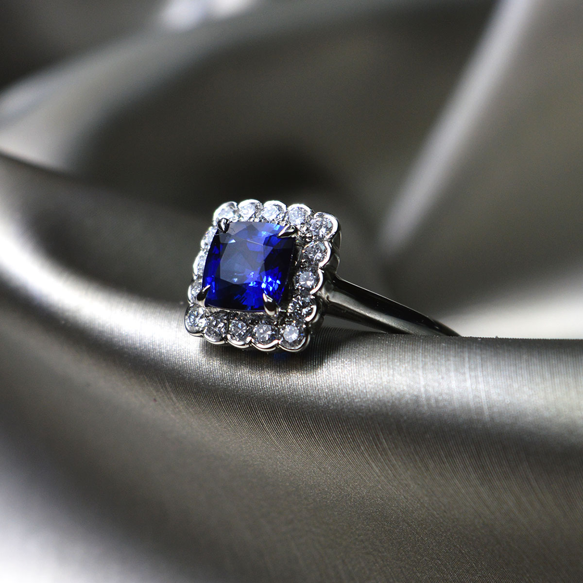 Cushion Sapphire Ring Mounted with Diamond Halo - Image 2