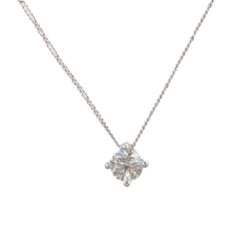 brilliant cut diamond pendant in platinum