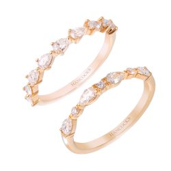 yellow gold pear cut diamond matching wedding rings