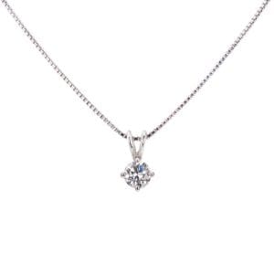 brilliant cut diamond single stone ring in a platinum 4-claw setting