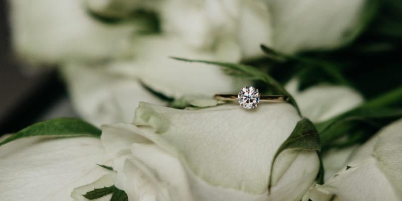 brilliant cut diamond engagement ring