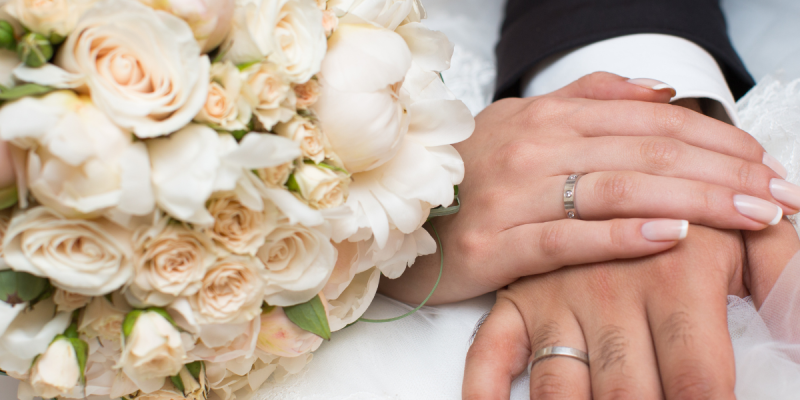 His and hers wedding rings Manchester